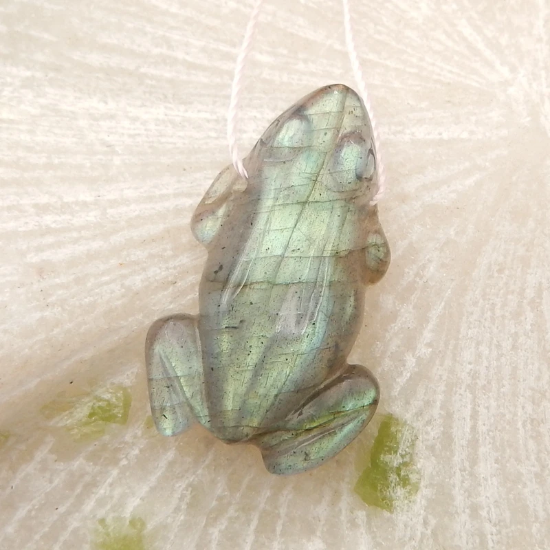 1pcs Natural Gemstone Labradorite Hand  Carved Frog diy pendants  29x18x8mm5.5g