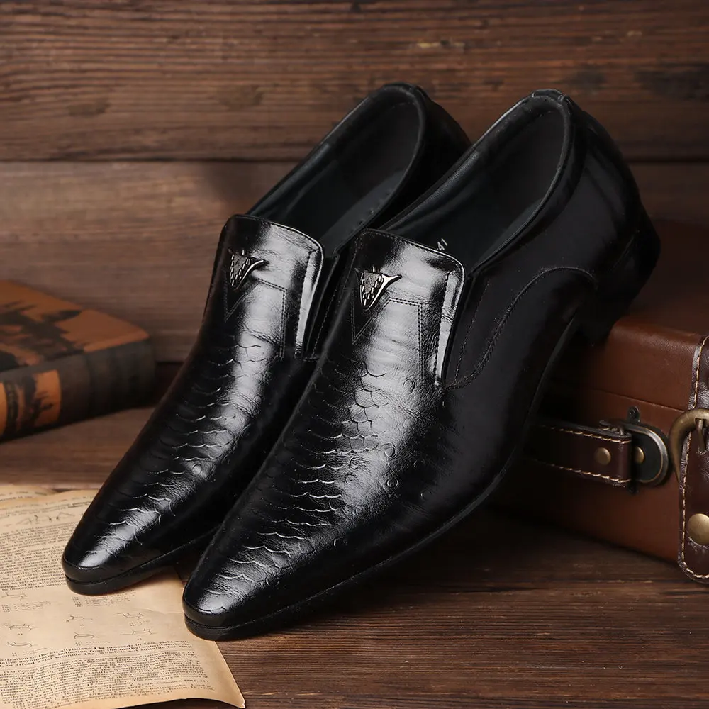 Large Size Formal Leather Shoes Men Vintage Casual Slip on Oxfords Walking Business Office Footwear Zapatos De Hombre Elegantes