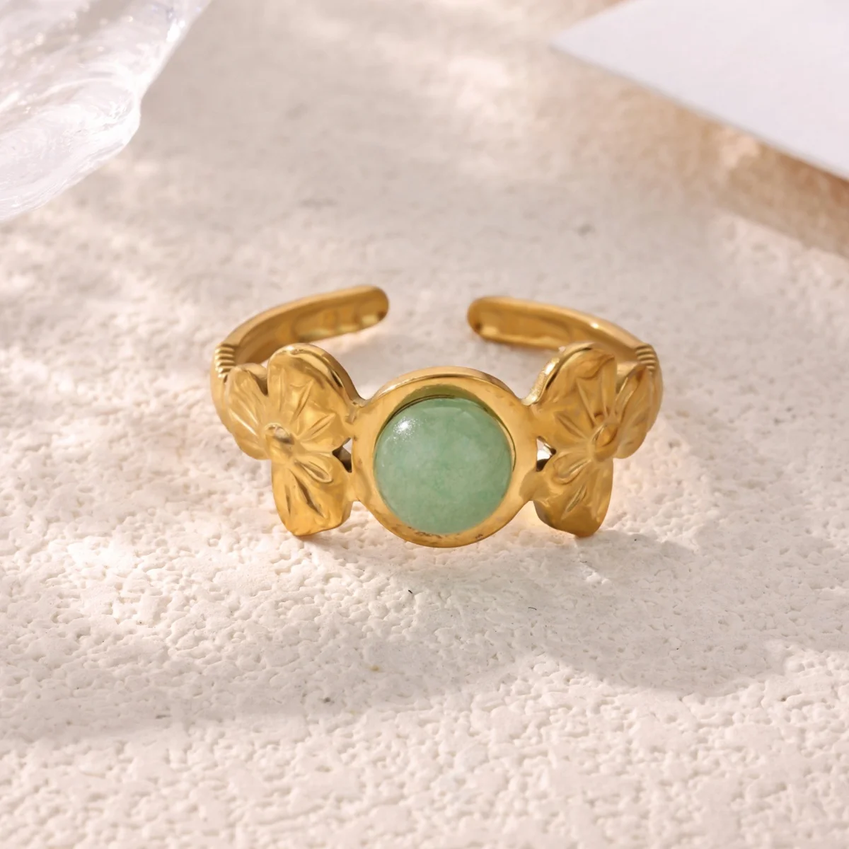 Vintage-Blumenring mit grünem Stein, offener Ring für Damen, Edelstahl, goldfarben, Imitation von Jade, verstellbarer Ring, ästhetischer chinesischer Schmuck. – Detail 1