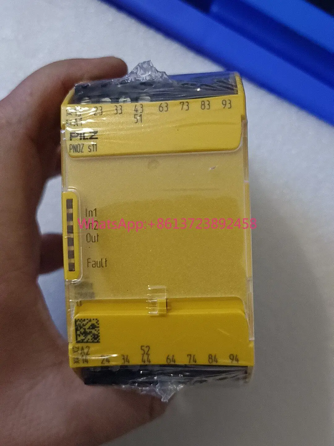 

Pilz 750111 safety relay in stock