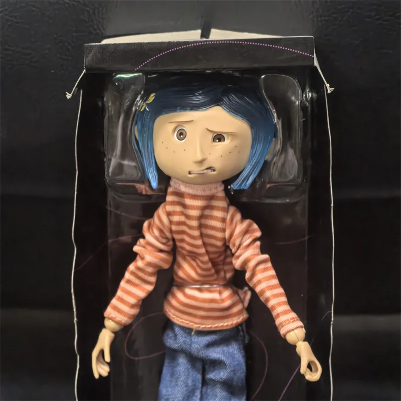 NECA Coraline Puppe Anime Gelenkfigur Der Geheime Regenmantel Pullover In Gestreiftes Hemd Spielzeug LA Mädchen Dekoration Modell Spielzeug Geschenke – Detail 18