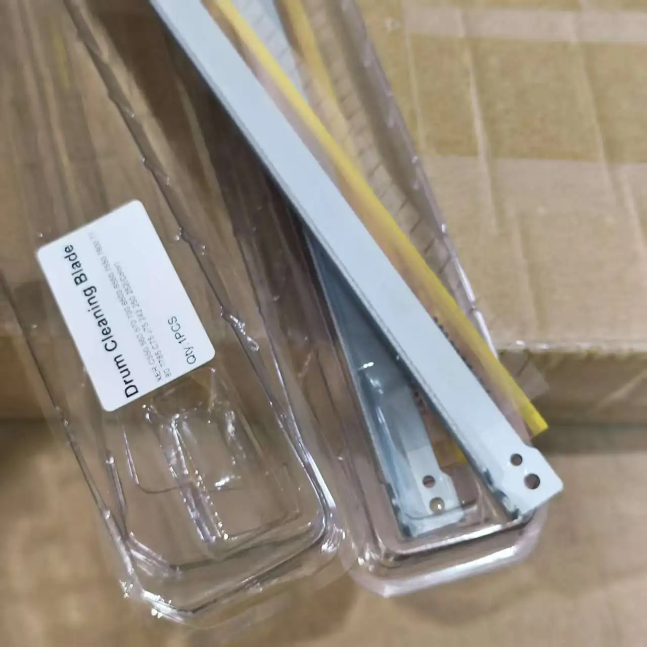 

3* Original quality DC240 color drum blade for Xerox DC 240 250 242 252 260 550 560 570 DCP 700 700i C75 J75 drum cleaning blade