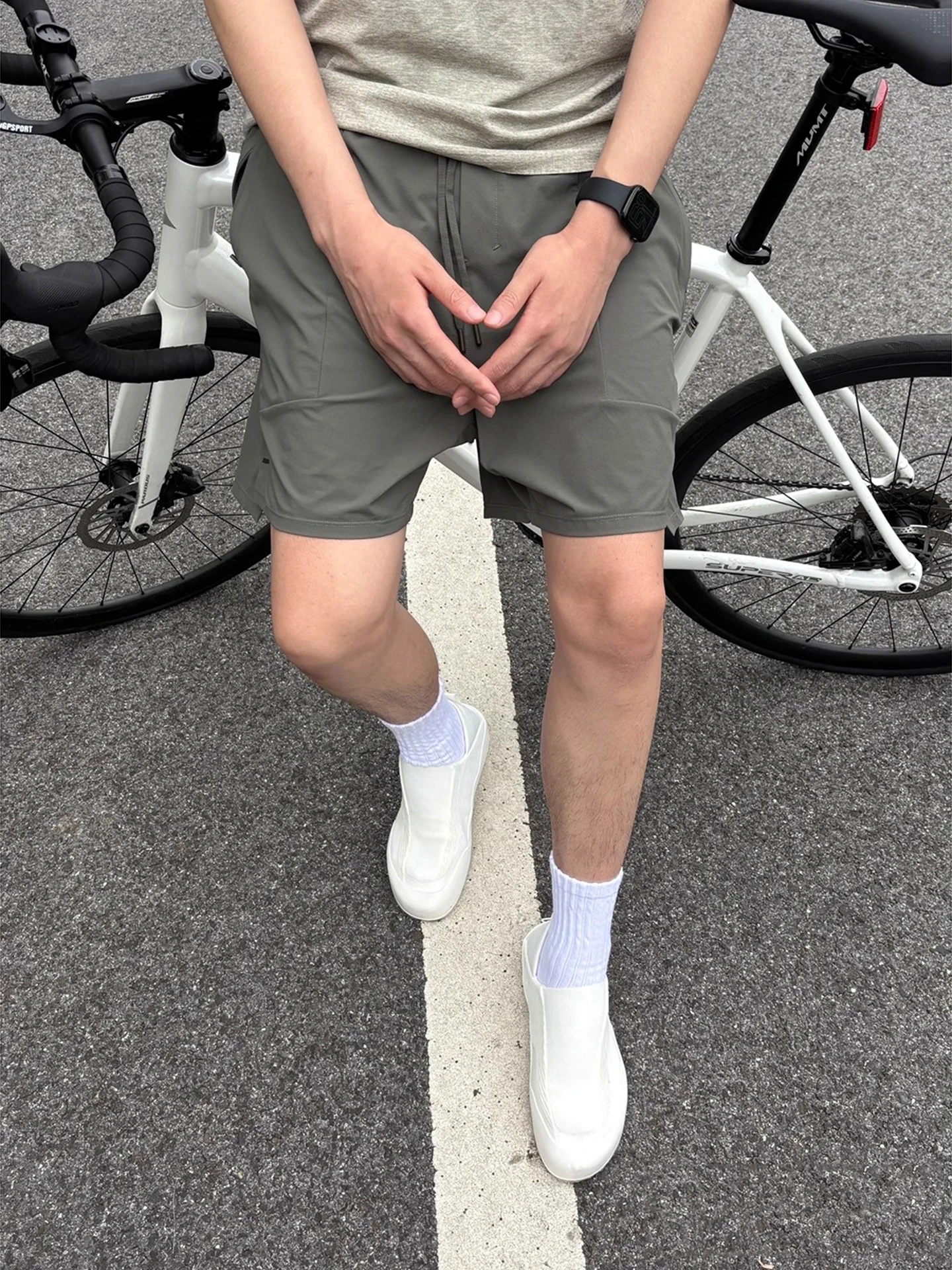 

Qui Dry Ice Silk orts Men's Summer Thin Cool Feeling Breathable Sports Outdoor Cycling Four Five Split Pants Casual Loose...