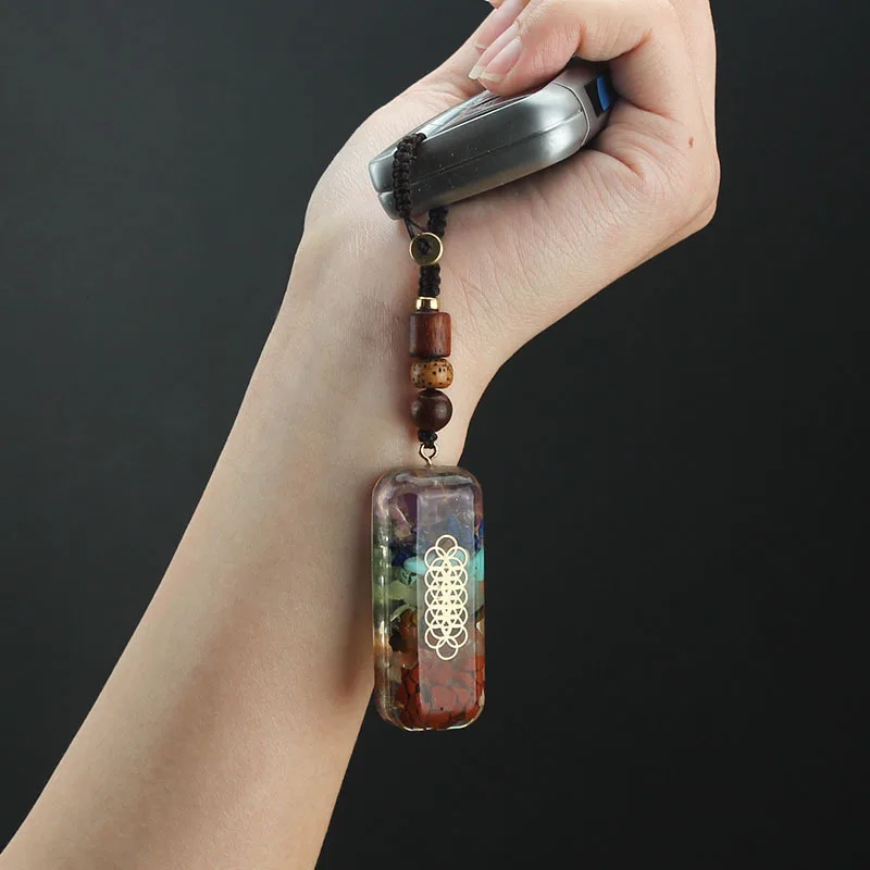 DIY accessories Retro creative colorful stone pendant, car keychain pendant, gravel small pendant, mobile phone chain, simple an