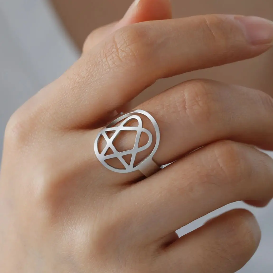 LIKGREAT Fashion Hexagram Heart Adjustable Ring Stainless Steel Star of David Pentagram Geometry Jewish Jewelry Gifts Wholesale