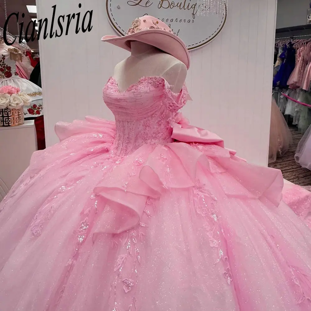 

Pink Off The Shoulder Beading Pleat Quinceanera Dresses Ball Gown Appliques Lace Bow For Sweet 15 Birthday Party Wedding