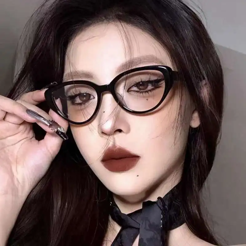 Fashion ladies cat-eye frames, acetate hand-made glasses, tortoiseshell/black-optical eyeglasses.JMM85RX