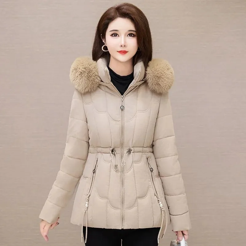 

Winter 2025 New Down Jacket Women Parkas Fashion High-Quality Warm Cotton Padded Coat Ladies Short Overcoat Hooded Overwear Tops