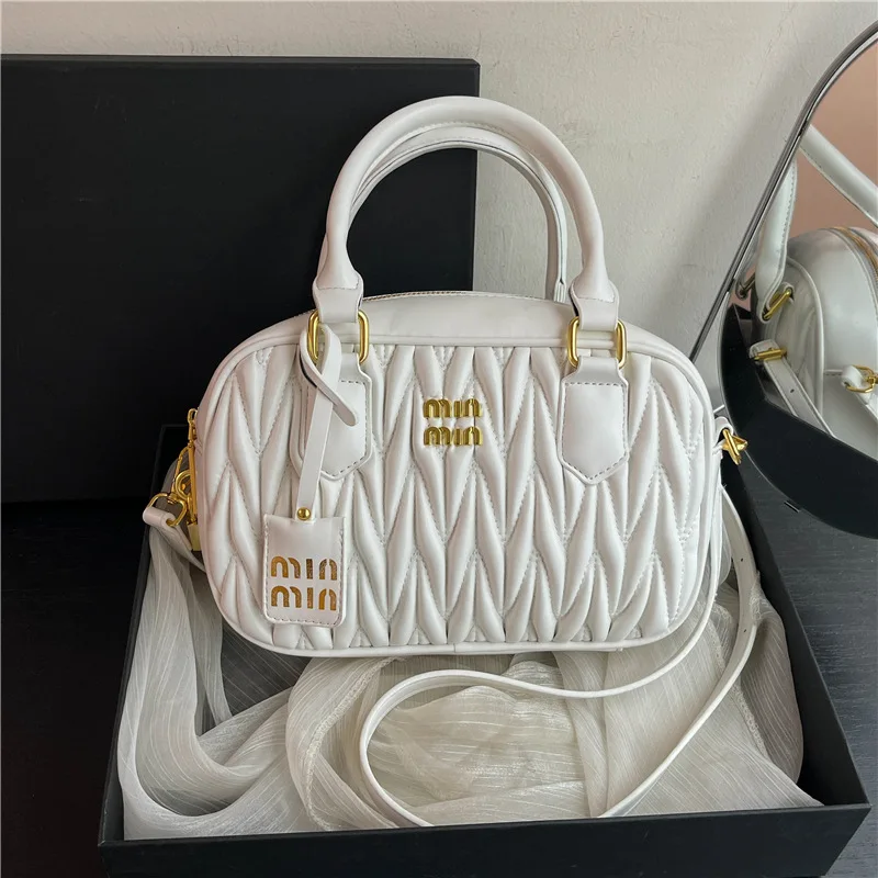 2025 กระเป๋าหนังโบว์ลิ่งหรูหราสําหรับผู้หญิง - กระเป๋าสะพายไหล่ลายริ้วรอย, กระเป๋าสะพายข้างสไตล์มินิมอลกระเป๋าถืออินเทรนด์