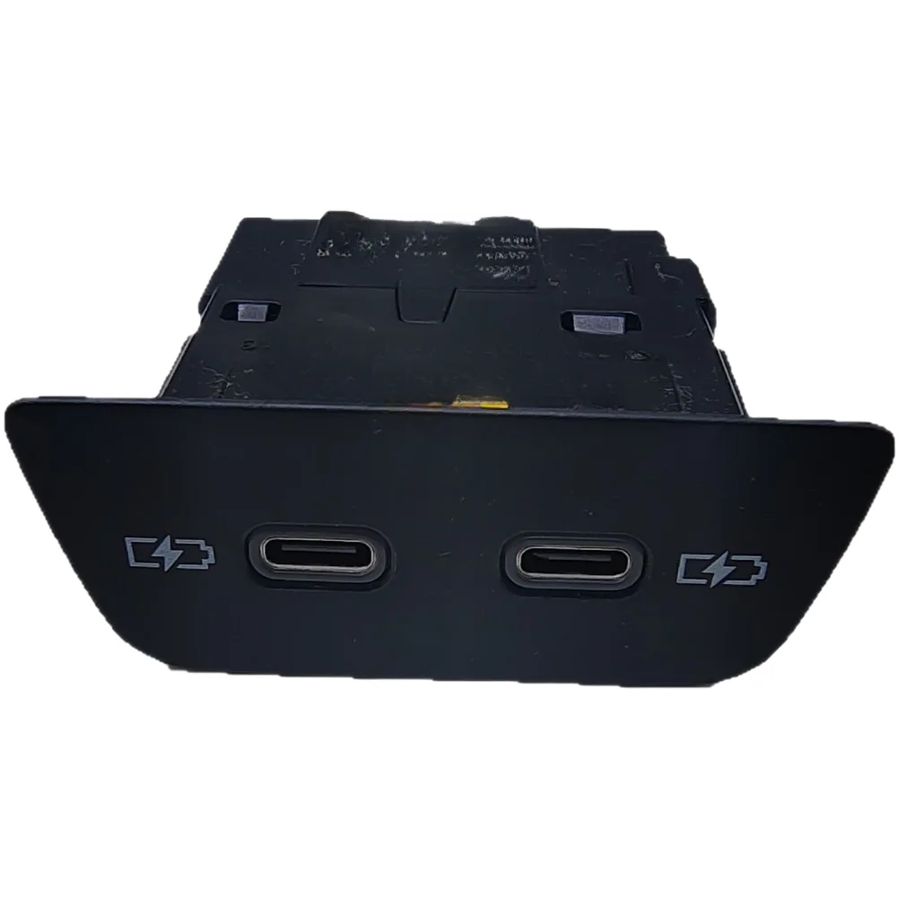 

TYPE-C Charger Port Dual TYPE-C Socket For Rear Passenger Charging Anti-aging Construction Pressure-resistant Design