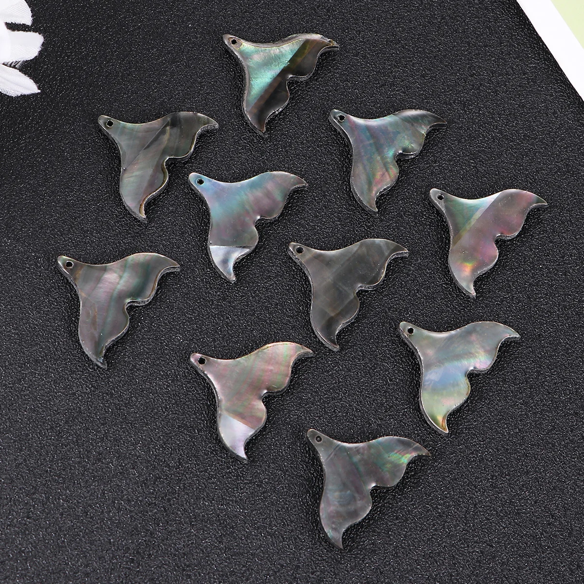 

10 Pcs Shell Jewelry Funny Parts Necklace Accessories Fishtail Pendant Colorful