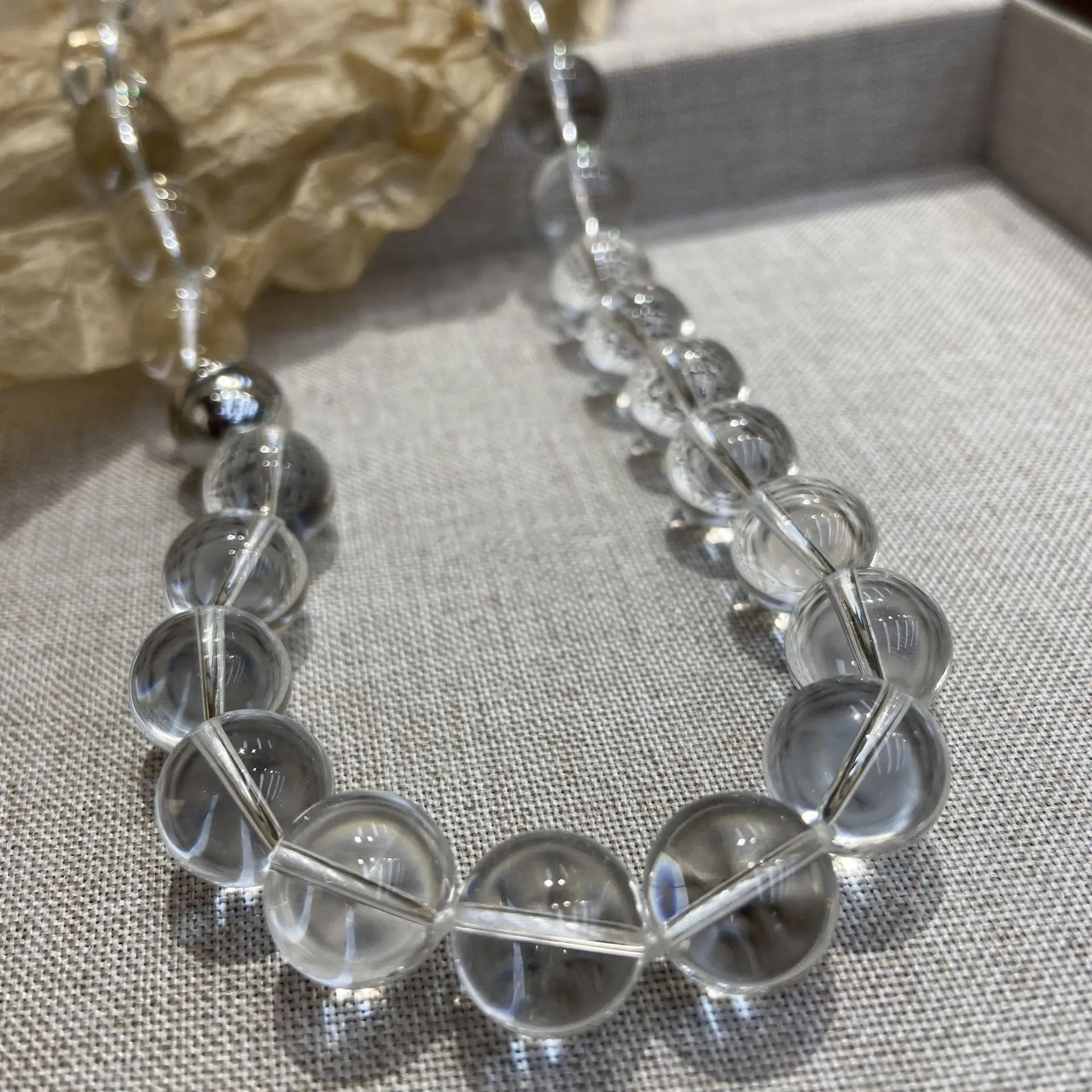 Transparent Natural Crystal Stone Beads Necklace for Women Girl Magnetic Buckle Chain Collarbone Choker Fashion Jewelry Gifts