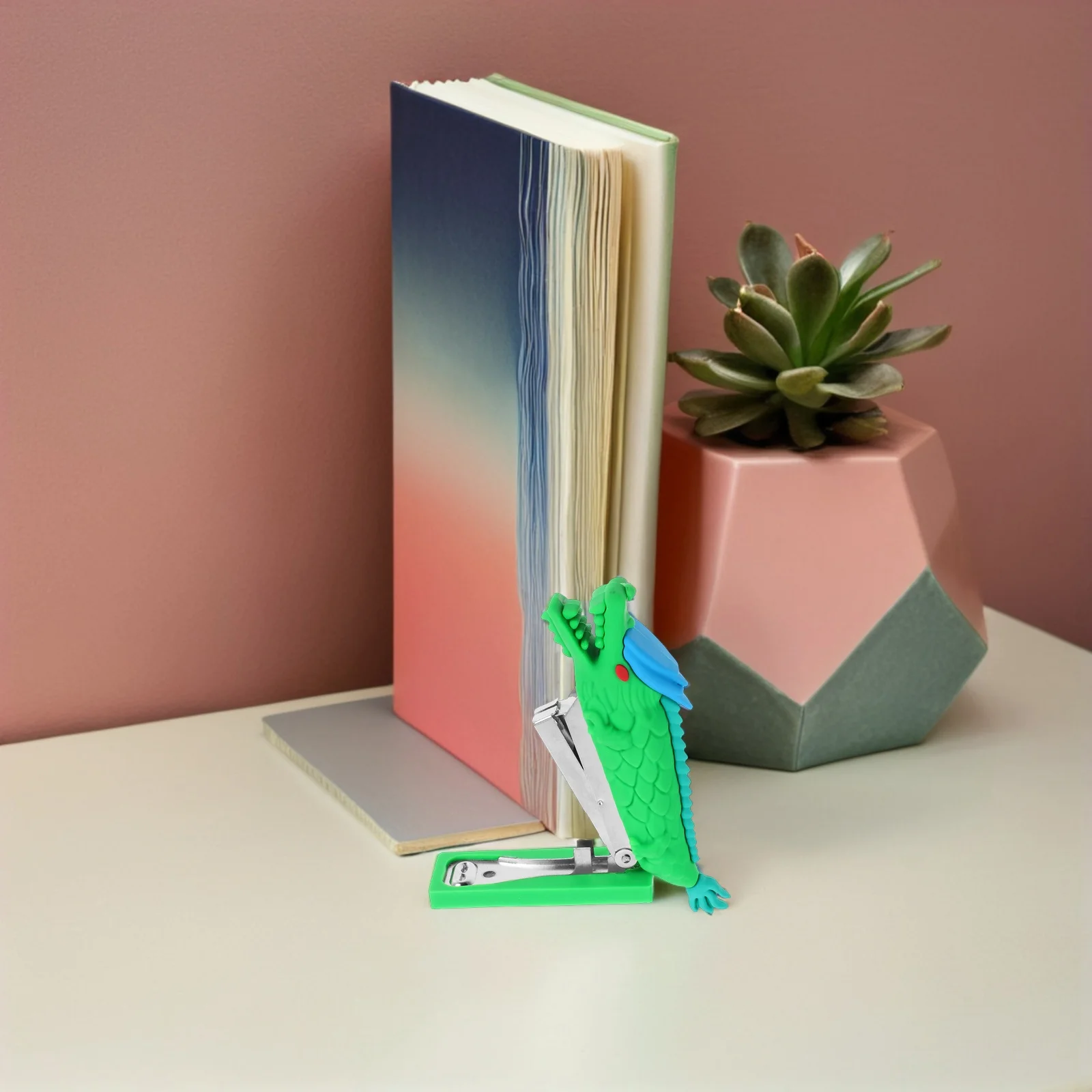 Mini Cute Dragon Stapler Functional and Decorative for Study Room Portable Lightweight Hand Stapler Modern Desk Accessories Set