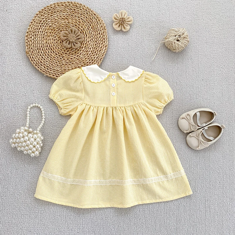 2026 Sommer 2-6 Jahre Kinder Karo-Süßes Partykleid 0-24 Monate Baby Mädchen Stickerei Kragen Kurzarm Body Gelbes Schwesterkleid – Detail 18