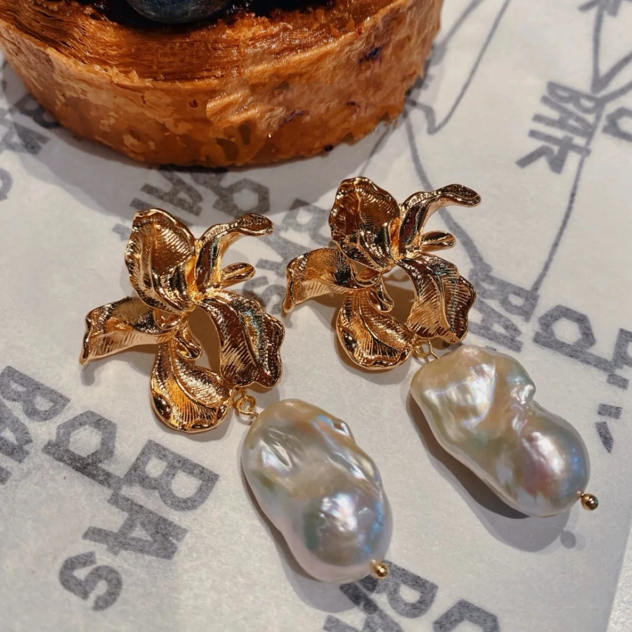 

Серьги высокого класса, ретро-цветок ириса, натуральный жемчуг в стиле барокко, жемчужные серьги AAA 13-15 мм, 925s