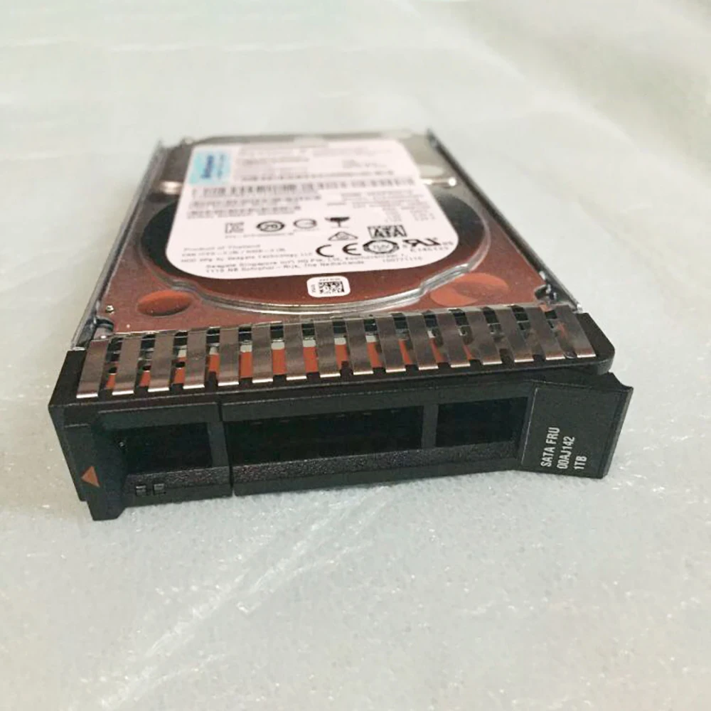 

00AJ141 00AJ142 Для жесткого диска IBM X3650M5 1T 7,2K SATA 2,5 дюйма