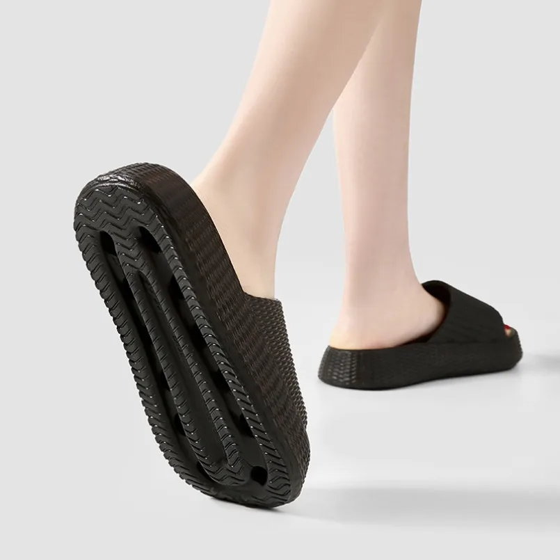

House Slipper Woman Cloud Sandal Flip Flops Beach Home Shoe Platform Female Slides Ladies Rubber Sneaker Bathroom Soft Outdoor