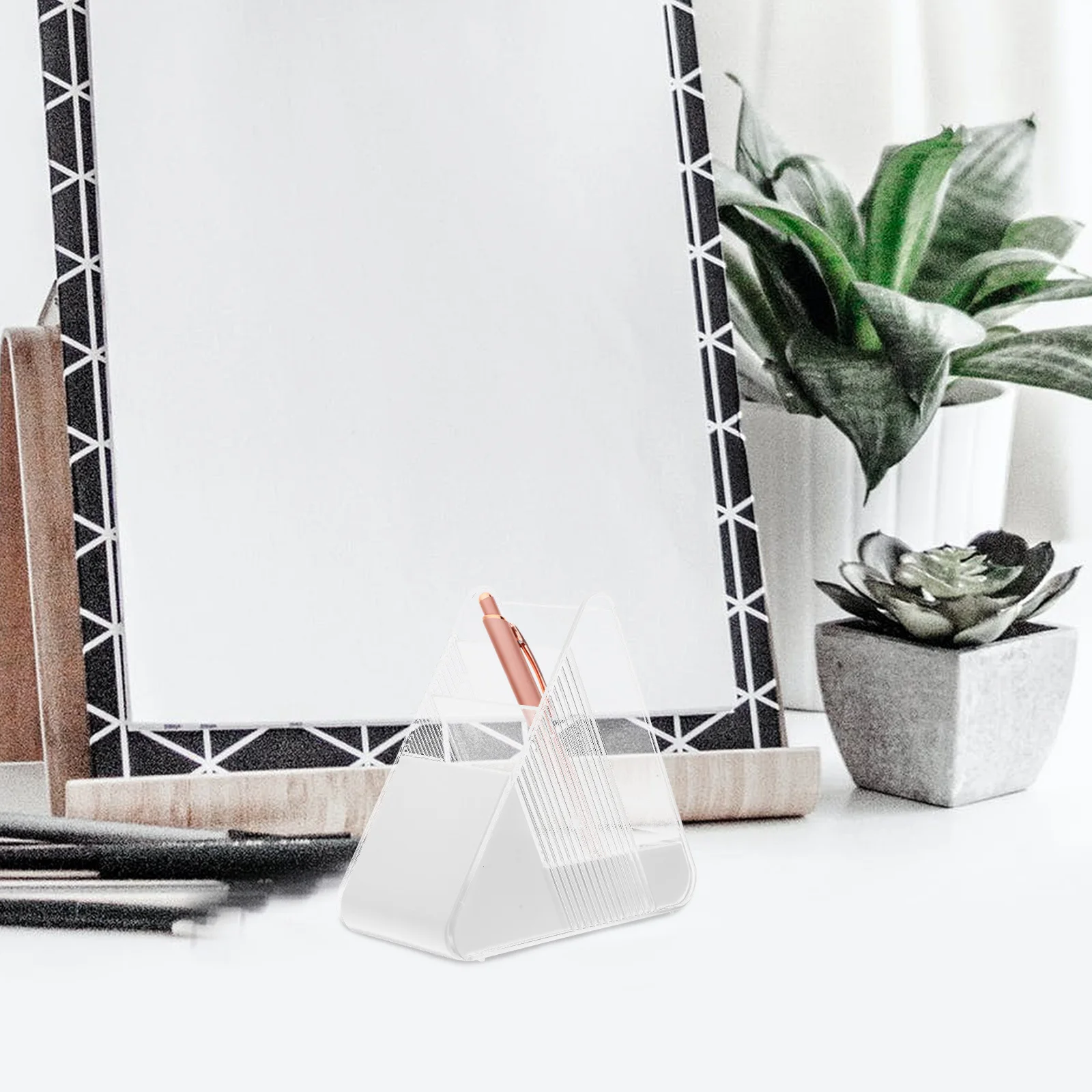 

Pen Holder For Desk Triangle Plastic Pencil Cup Organizer For Makeup Brushes Toothbrushes Office Supplies Waterproof