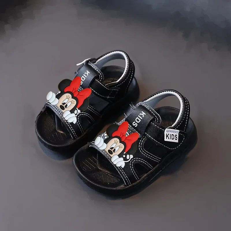 

Stitch first walkers Boy Baotou Mickey mous Sandals Kids Soft Sole Girl Beach Shoes Kindergarten Summer Spring Disney slippers