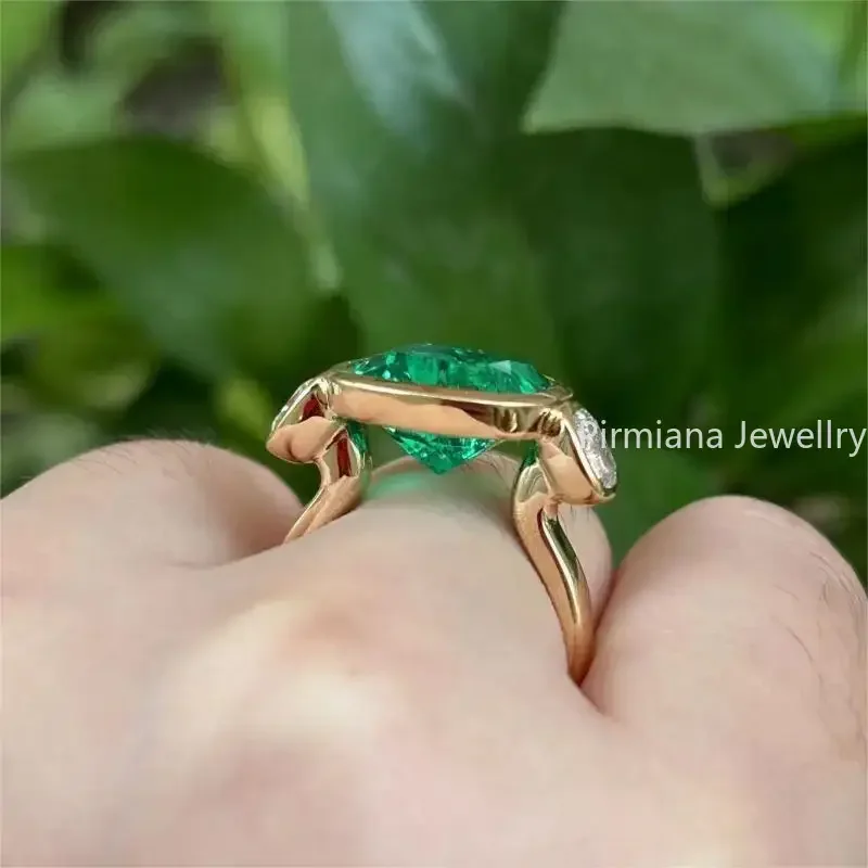 Pirmiana Custom Design 6.11ct Cushion Cut Lab Grown Emerald Ring 18K Yellow Gold Setting Top Colombia Color Material Emerald