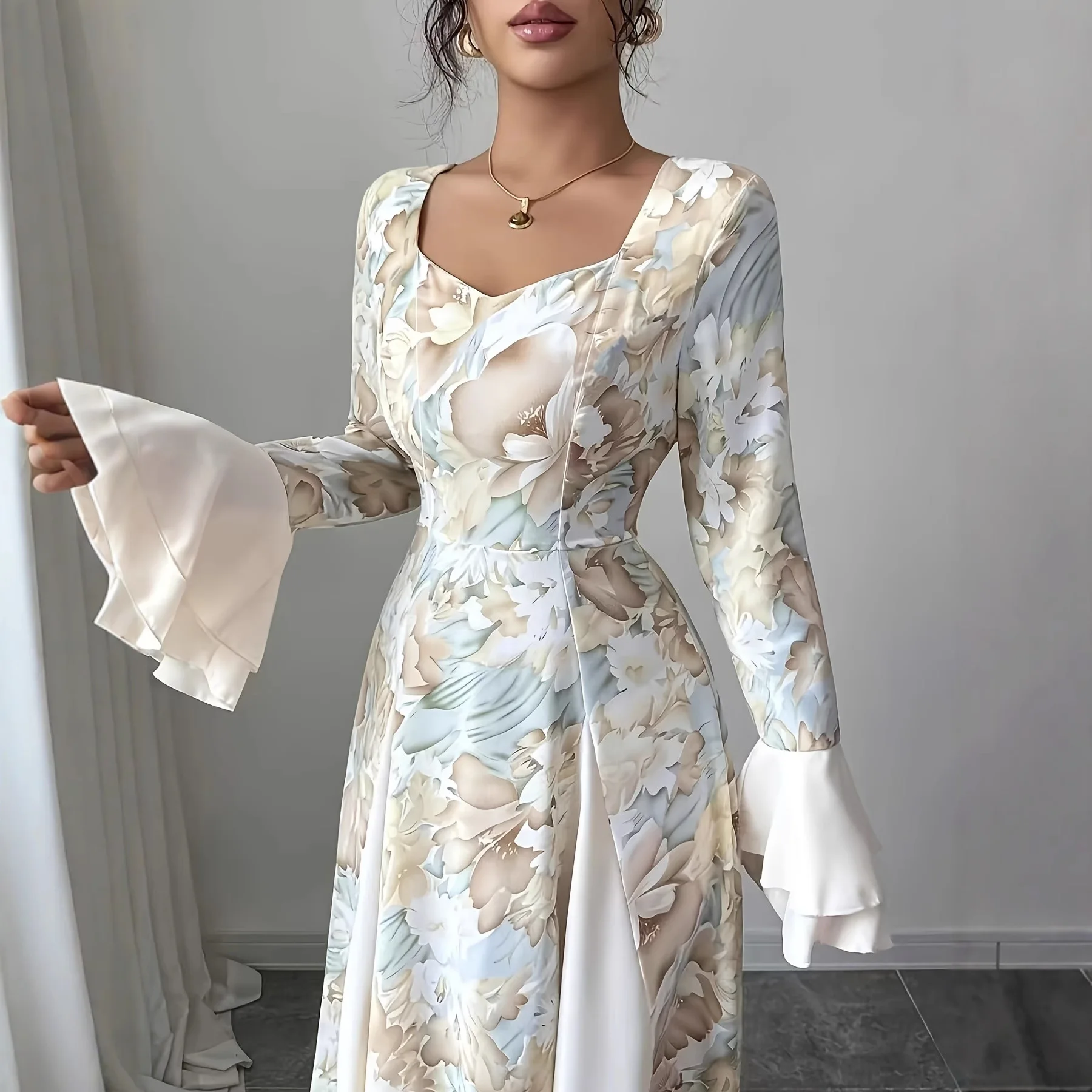Spring And Autumn Elegant Printed Square Neck Bell Sleeve Long Dress Wedding Dress Maxi Clothes Robe Bandage