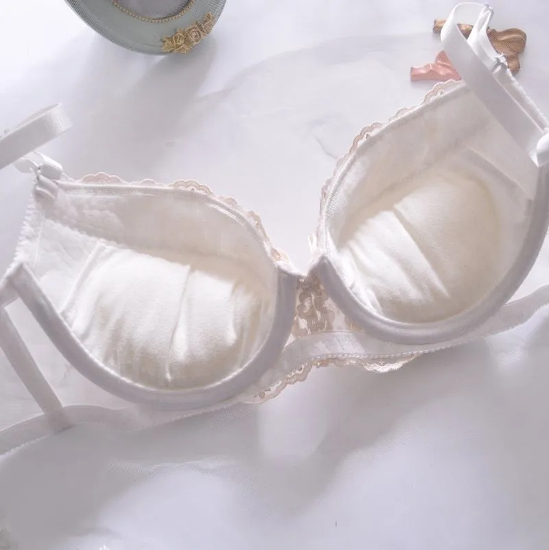 Girls Japanese sweet small fresh thin cup underwear flower heavy industry embroidery bra set with large size A-E cup lingerie