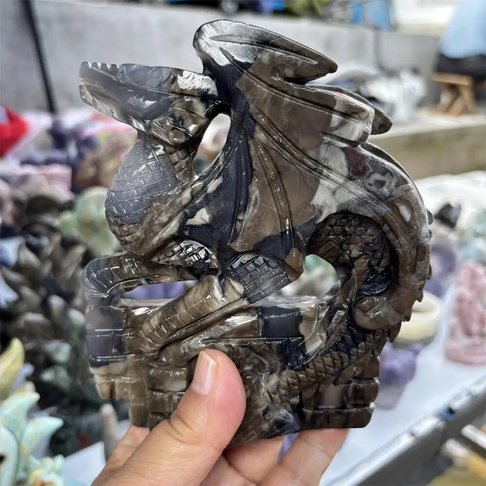 

1PCS Natural Volcanic Rock Dragon Carving Polished Reiki Healing Fengshui High-Quality Room Decor Energy Gift