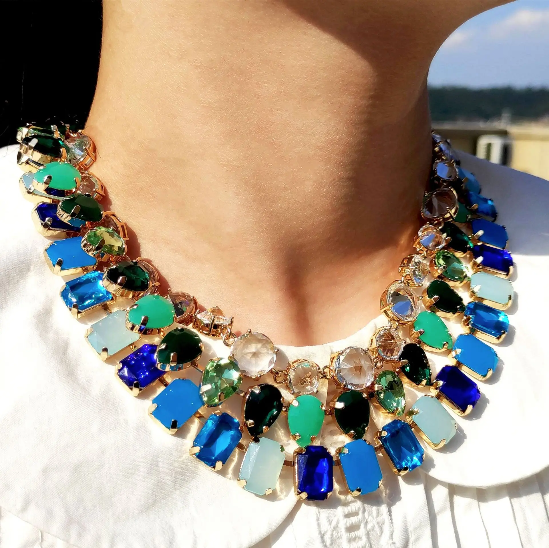 Court Style Luxury Jelly-colored Crystal Clavicle Chain Necklace Women Designer Water Drop Glass Stackable Collar Wholesale