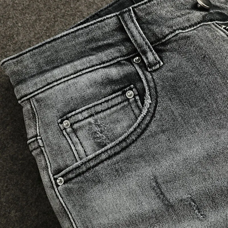 Streetwear Fashion Men Jeans Retro Gray Stretch Skinny Fit Ripped Jeans Men Leather Patched Brand Designer Hip Hop Denim Pants