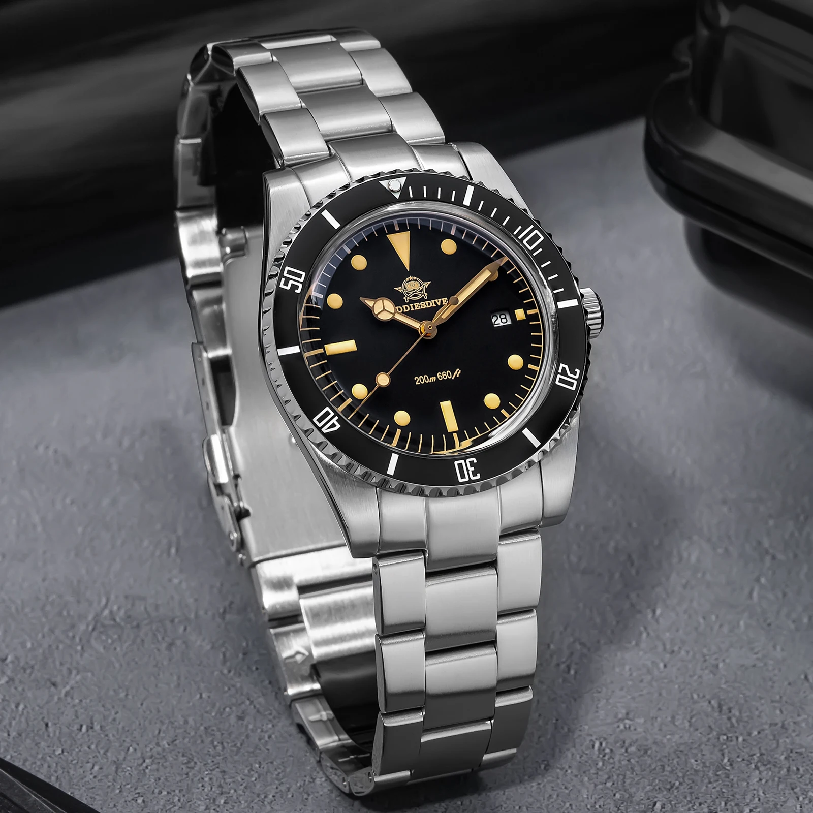 ADDIESDIVE AD2072 reloj hombre NEW Men's Quartz Watches Super Luminous Bubble Mirror Glass 200M Waterproof Man Watch Male Clock