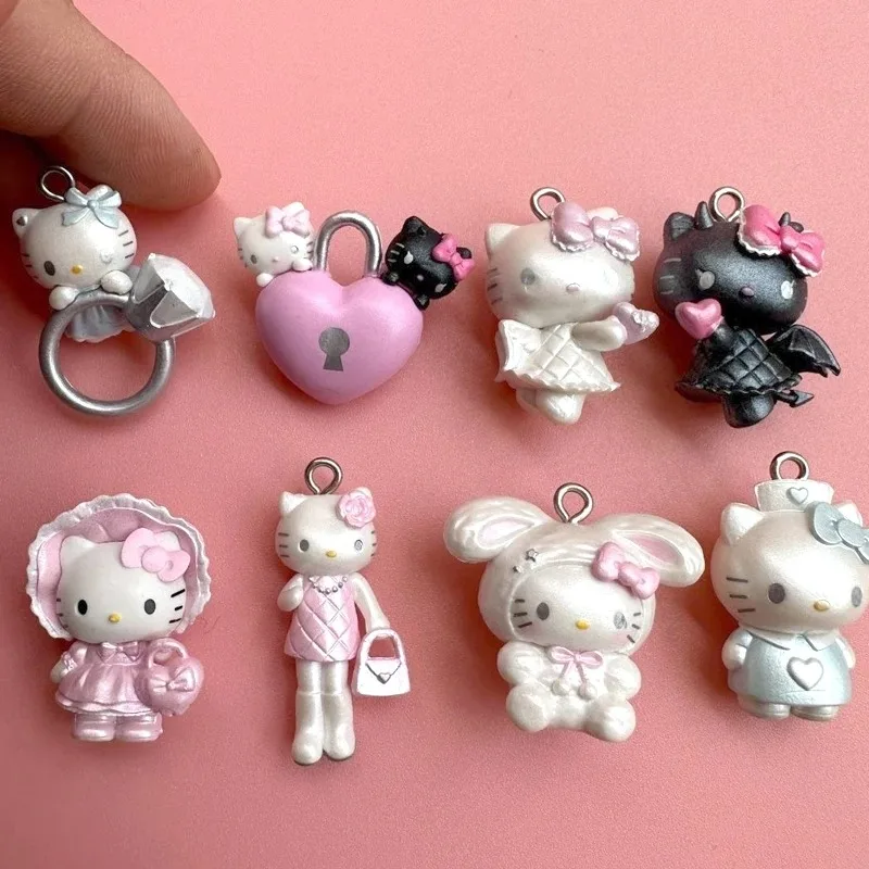 

Винтажный розовый кулон Hello Kitty в форме сердца с замочком, аксессуары, японский кавайный шарм, брелок Hello Kitty с крыльями ангела и дьявола, подарки