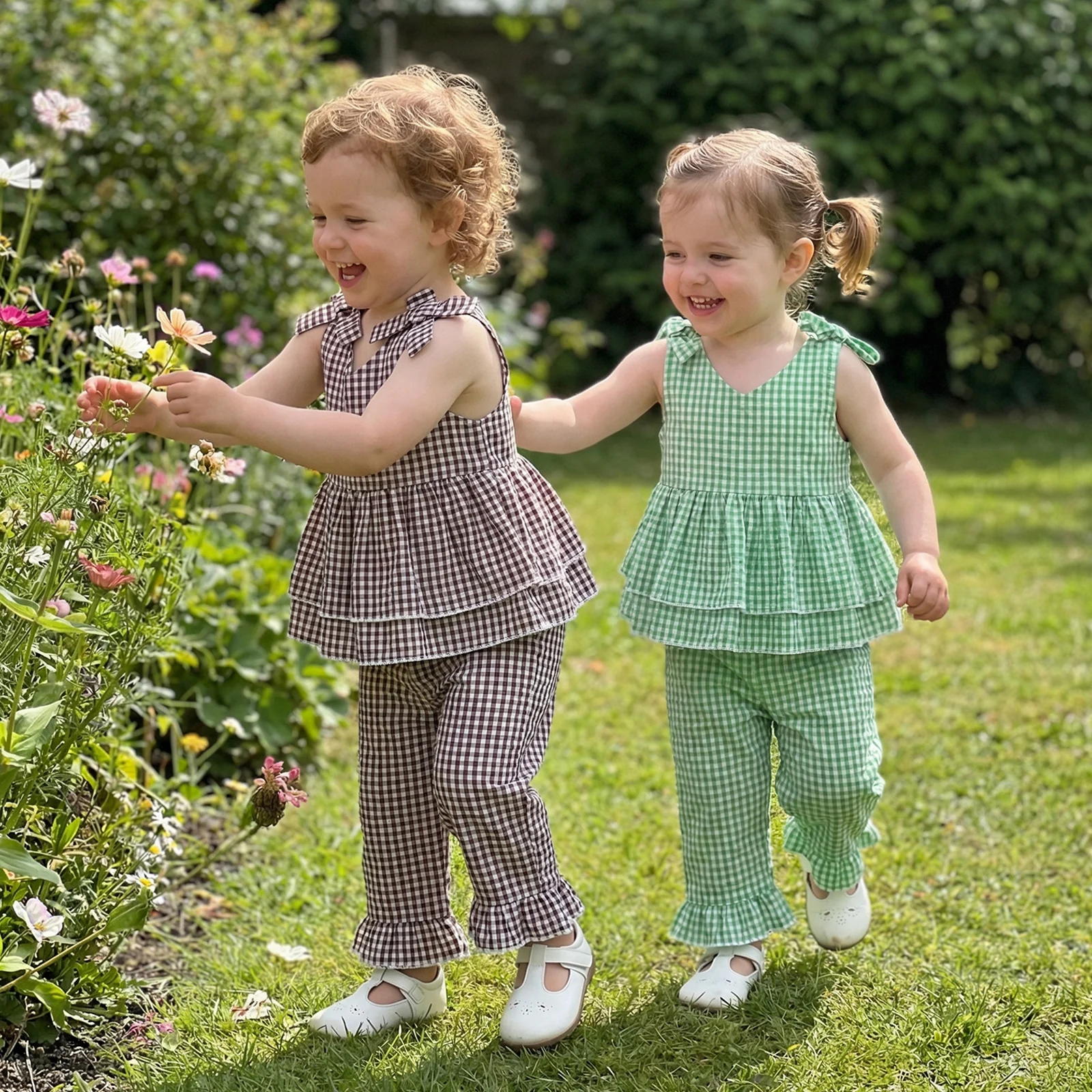 1-5Y Little Girls 2 Piece Outfits Adorable Plaid Sleeveless Round Neck Ruffled Tops Pants Set Fashion Kids Summer Sets
