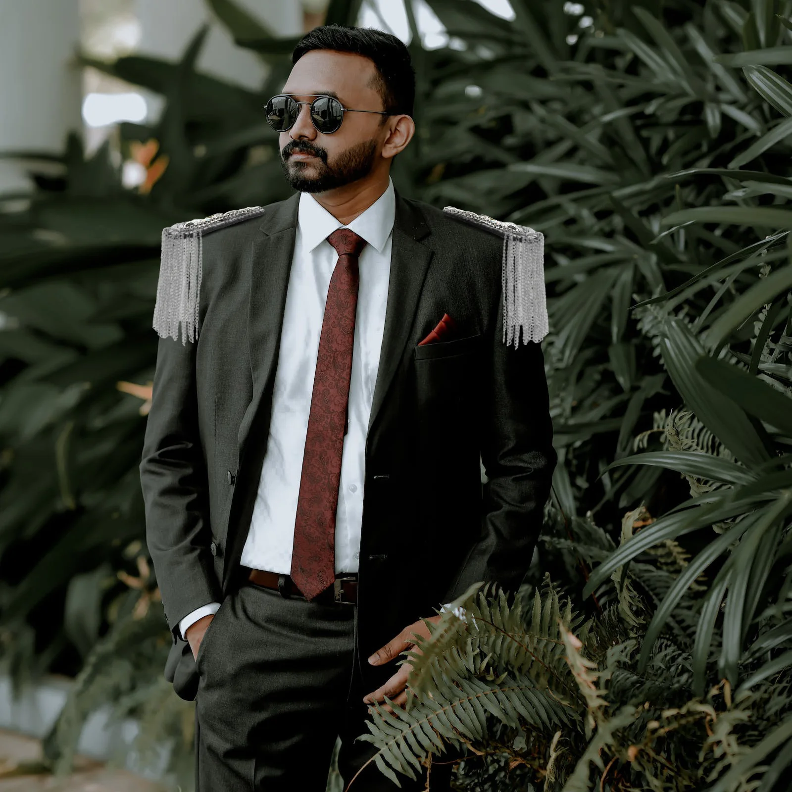 2 قطعة الكتفيات شرابة الأحجار الكريمة الاصطناعية الكتف مجوهرات للنساء الرجال زي موحد شارة الكتفية يزين الملابس