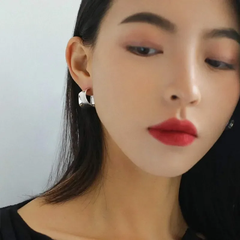 Korean Concave Irregular Geometric Stud Earrings Circle Versatile Earrings Women's Light Luxury Niche Simple Premium Earrings