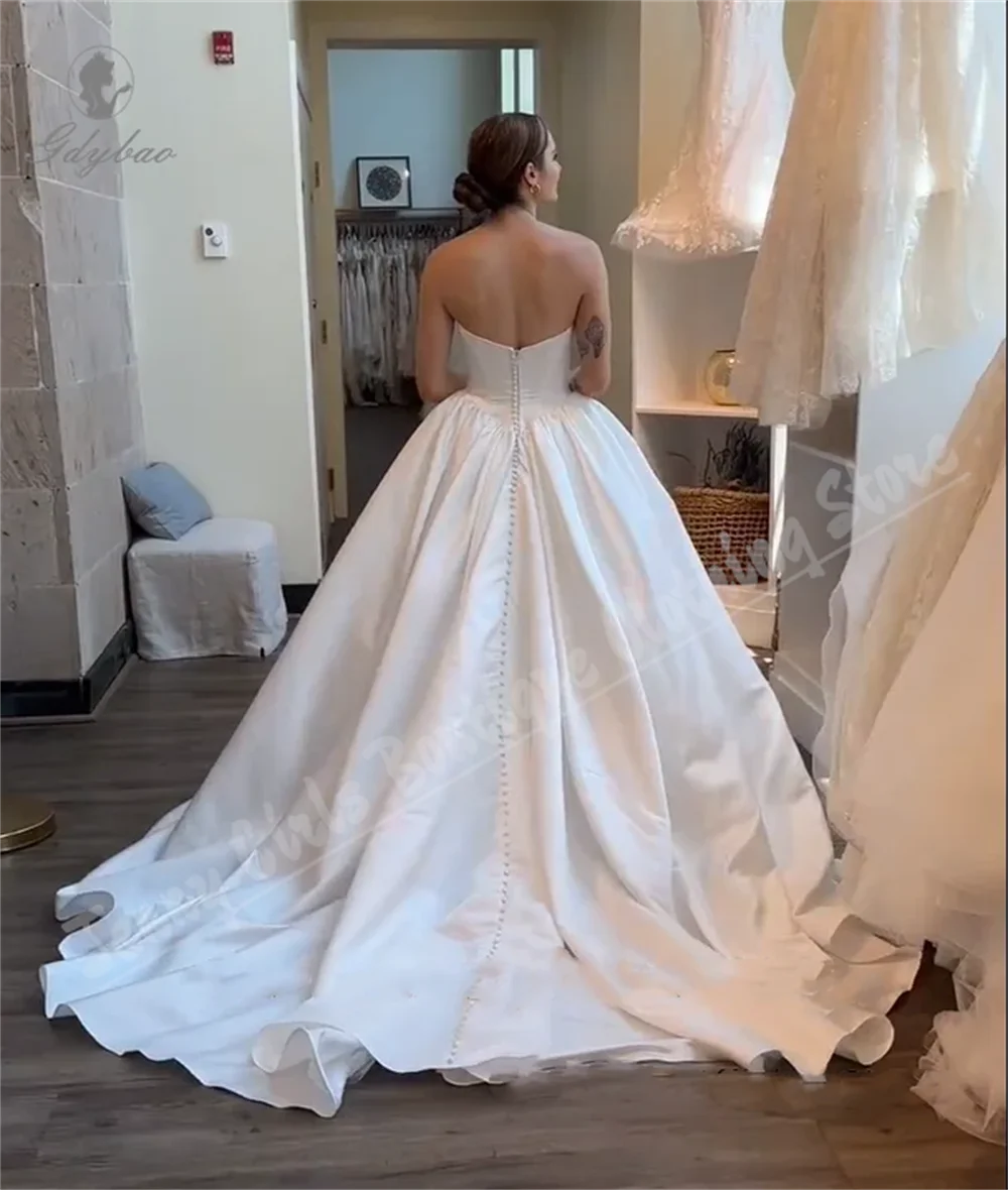 

Customized Elegance White Satin For Adults Wedding Dresses Strapless Sleeveless Bridal Dress Long Wedding Gown Robe