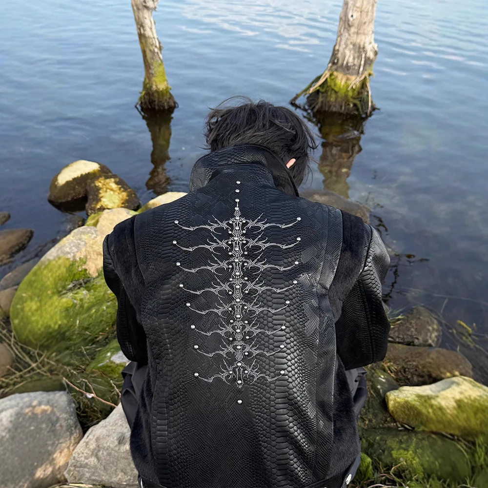 

Куртка мужская Cleanfit из искусственной кожи с узором «змеиный глаз», весенняя, в американском стиле, укороченная, нишевая, с лоскутным узором «змеиный принт»