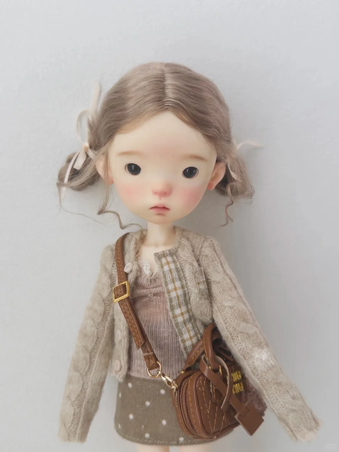 BJD doll 1/6 full set doudou lovable girl beautiful cartoon advanced resin toy birthday gift dolls in offers articulated dolls