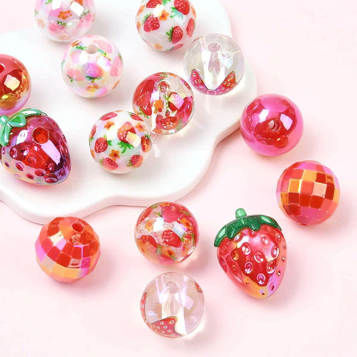 15 قطعة من خرز الأكريليك الشفاف-AB مطلي بالفراولة خرز فضفاض لسلسلة مفاتيح مجوهرات ذاتية الصنع سوار قلم مطرز حرفي