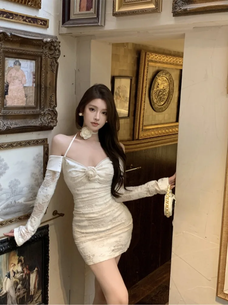 

Three Dimensional Flower Off Shoulder Long-sleeved Lace Dress for Women in Spring Pure Sexy Tight Fitting Buttocks Short Dress