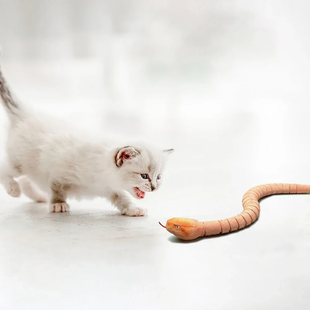 Brinquedo de cobra elétrica para cães gatos controle remoto animal brinquedo interativo gato teaser auto rastejando cobra brinquedos complicados para festa em casa