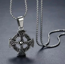 Retro Irish Celtic Knot Pattern Disc Cross Necklace Men's Necklace Fashion Trend Lucky Amulet Jewelry
