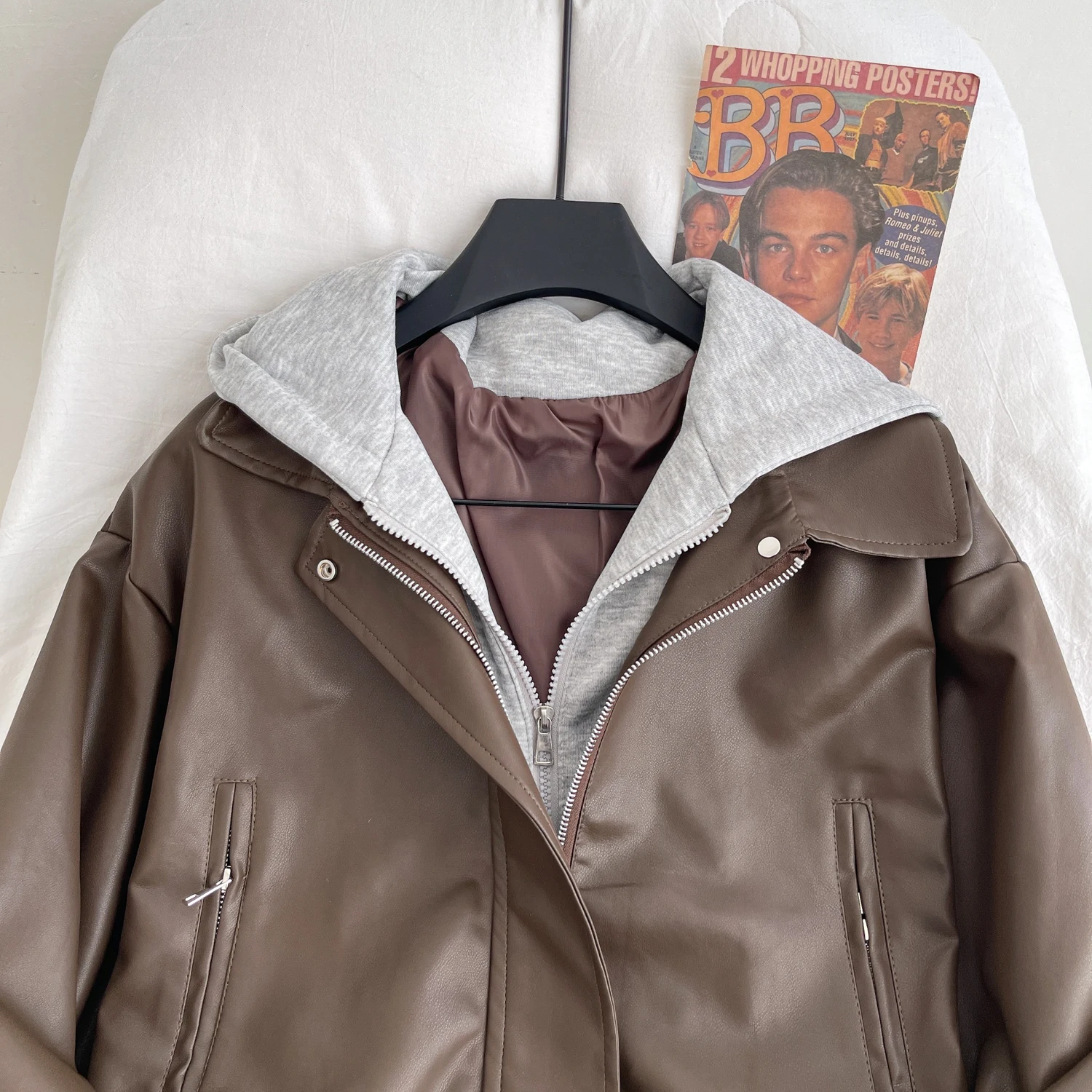 Clothland المرأة خمر مقنعين بولي Leather سترة جلدية المرقعة كم طويل الإناث الرجعية معاطف غير رسمية Mujer CB211