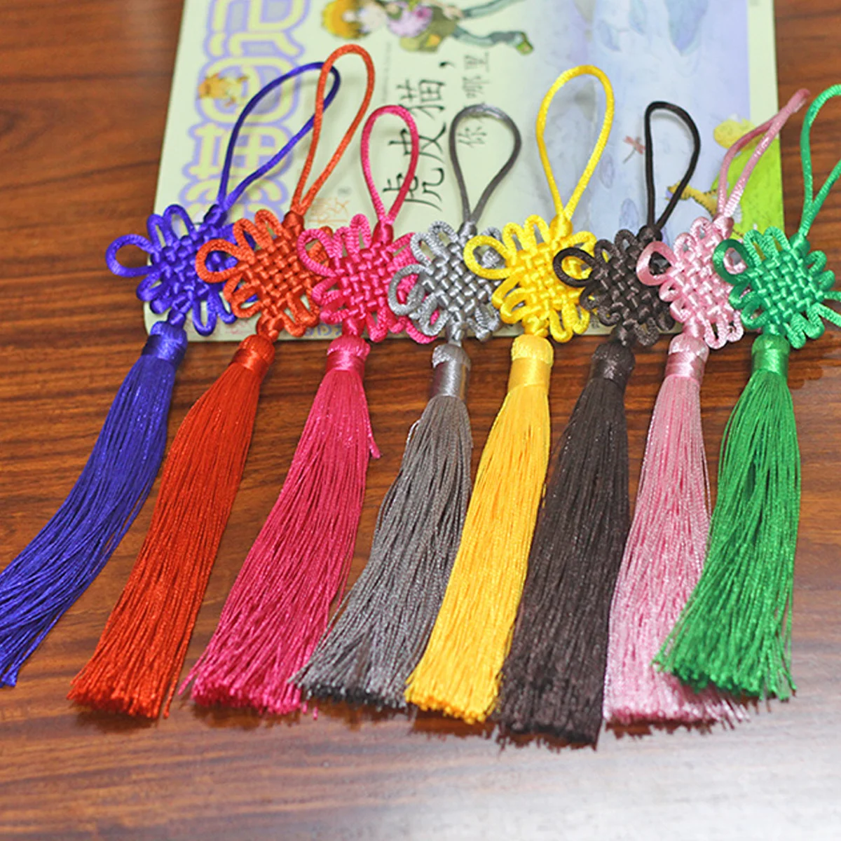 

10 Bundles 2.5mm Craft Cord for Jewelry Making Hand Woven Rope Smooth Knitting String Bracelet Chinese Knot Rattail Cord