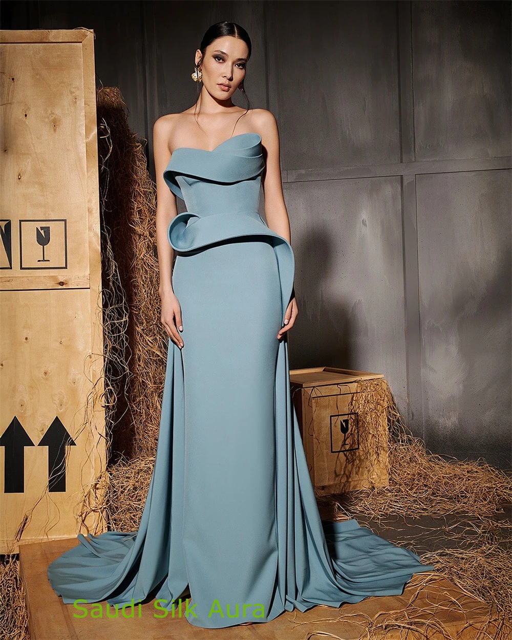 Maßgeschneidertes modernes blaues Jersey-Abendkleid, Temperament, trägerlos, ärmellos, Partykleid, modisch, bodenlang, Promi-Kleider