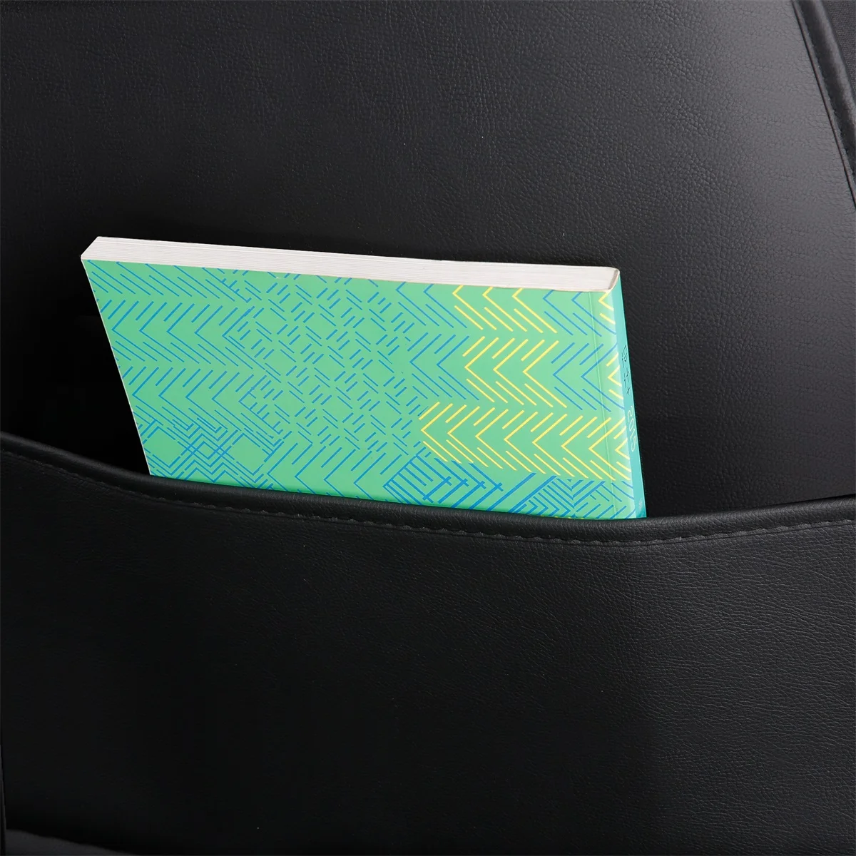High-End Car Seat Covers For The Two Front Seats For Rivian Durable And Easy To Clean, With A Rear Storage Bag