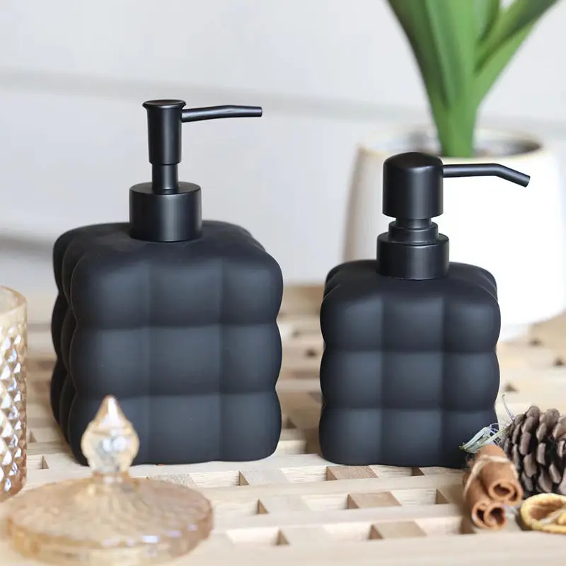 Creative Square Shape Ceramic Soap Dispenser Black Hand Sanitizer Dispensing Bottle Household Body Wash Shampoo Bottle Dispenser