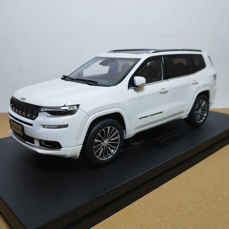 Diecast in scala 1:18 GAC FICA Jeep Grand Commander modello di automobile in lega giocattolo da collezione regalo souvenir display ornamenti