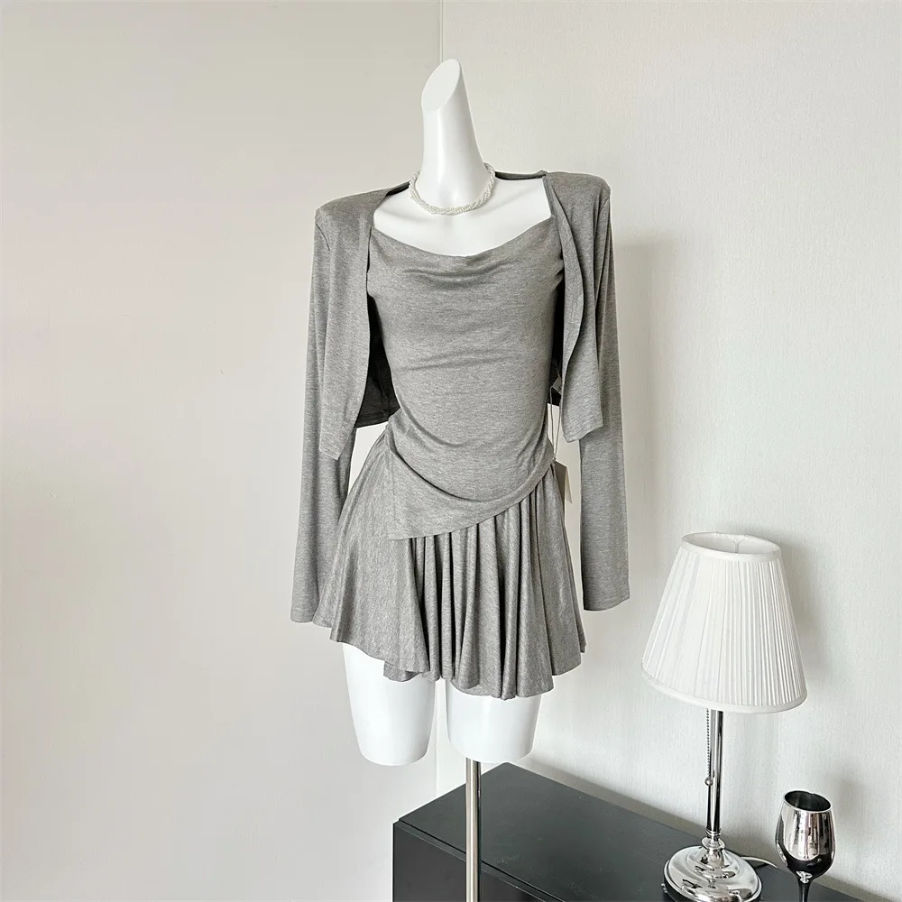 Comfortable temperament cardigan+camisole+half skirt 2024 summer new fashionable design set