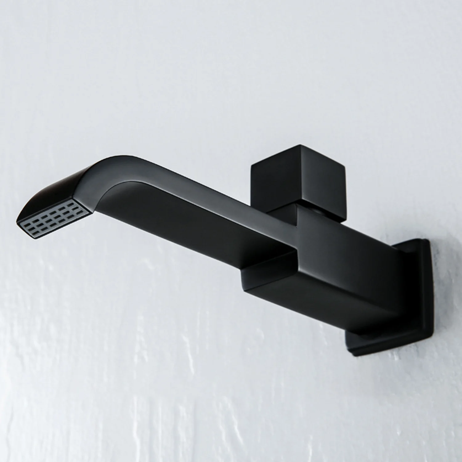 Imagem -04 - Bangpu Banheiro Wall Mounted Long Mop Pool Faucet Único Latão Frio Torneira de Lavatório Varanda Ouro Escovado Preto e Cromo