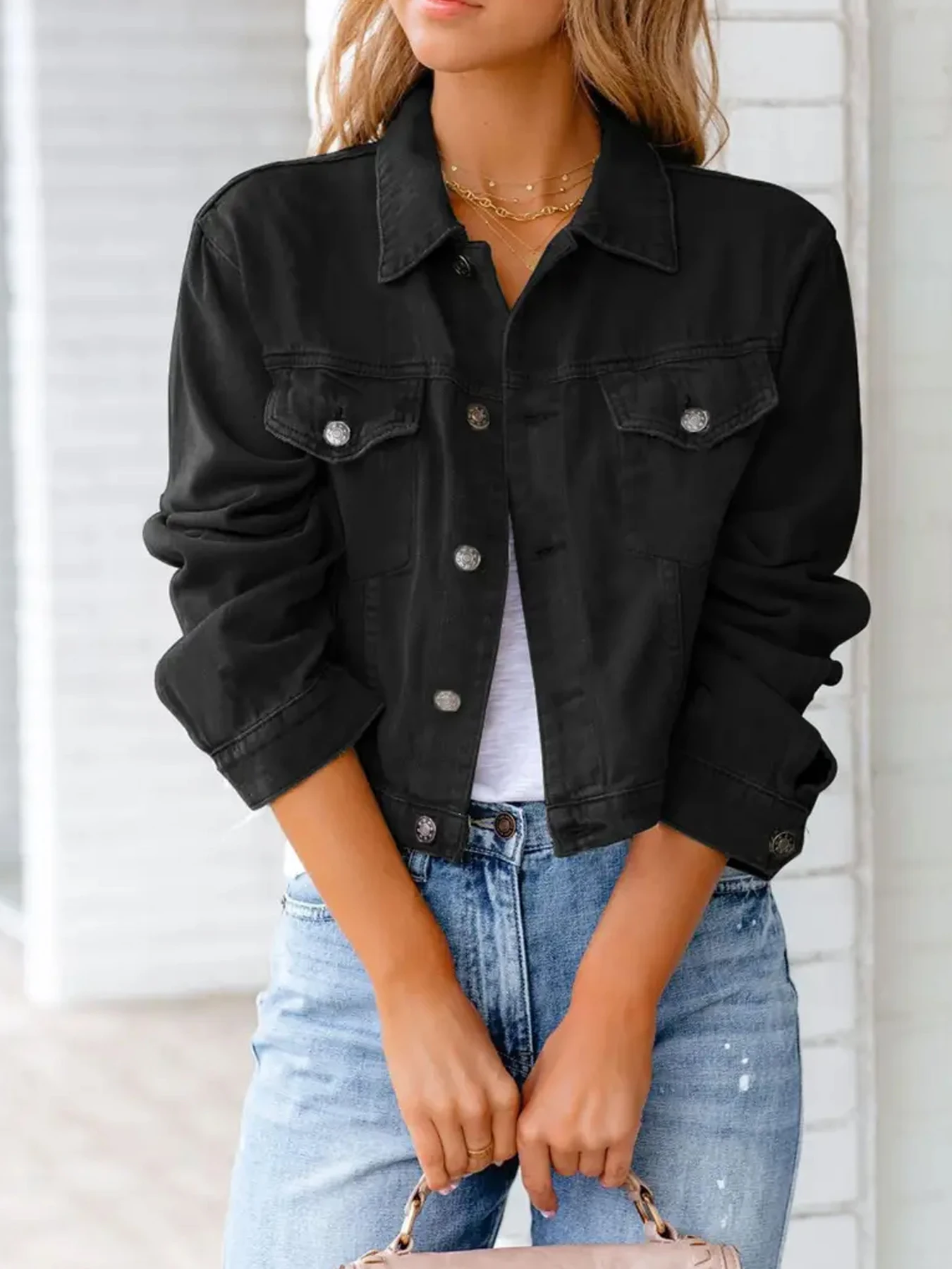 

Женская классическая черная укороченная джинсовая куртка больших размеров, приталенная куртка с отложным воротником и длинными рукавами, базовая универсальная модель для повседневной носки